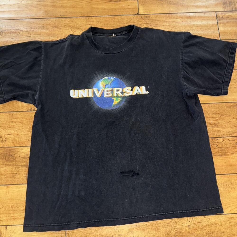 Vintage Y2K Universal Studios T-Shirt Black 22x27 XL Distressed